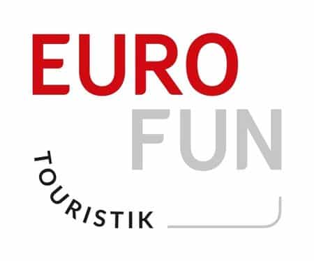 meinkarrierestart.at Logo mit den Worten „EURO FUN“ in großen roten und grauen Buchstaben und „TOURISTIK“ in kleinerem, schwarzem, geschwungenem Text darunter.