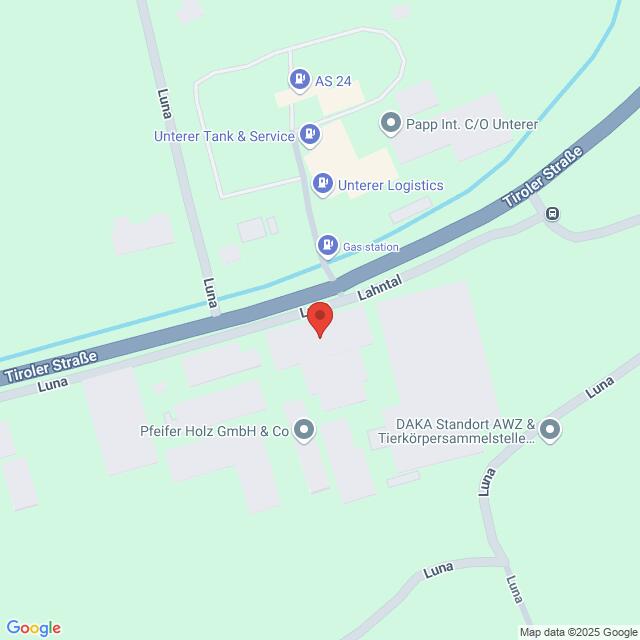 meinkarrierestart.at Die Karte zeigt einen Standort in der Tiroler Straße in Luna mit nahegelegenen Geschäften und Dienstleistungen wie Unterer Logistics, Pfeifer Holz GmbH & Co, und einer Tankstelle.