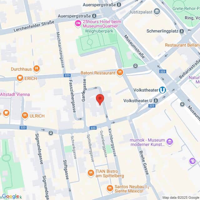 meinkarrierestart.at Eine digitale Karte zeigt einen zentralen Bereich in Wien, Österreich, in der Nähe des Volkstheaters, und hebt die wichtigsten Straßen, Restaurants und kulturellen Sehenswürdigkeiten hervor.