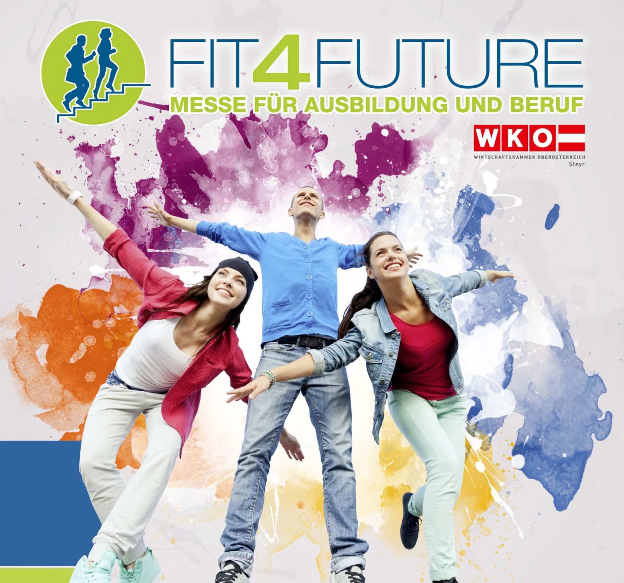 meinkarrierestart.at Drei junge Erwachsene stehen vor einem farbenfrohen Hintergrund, die Arme ausgestreckt, unter dem Titel „Fit4Future – Messe für Ausbildung und Beruf“ mit dem WKO-Logo.